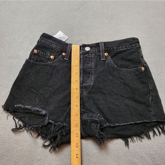 Levi's Black Jean Shorts 501 Raw Hem Shorts Sz 25 - Picture 10 of 10